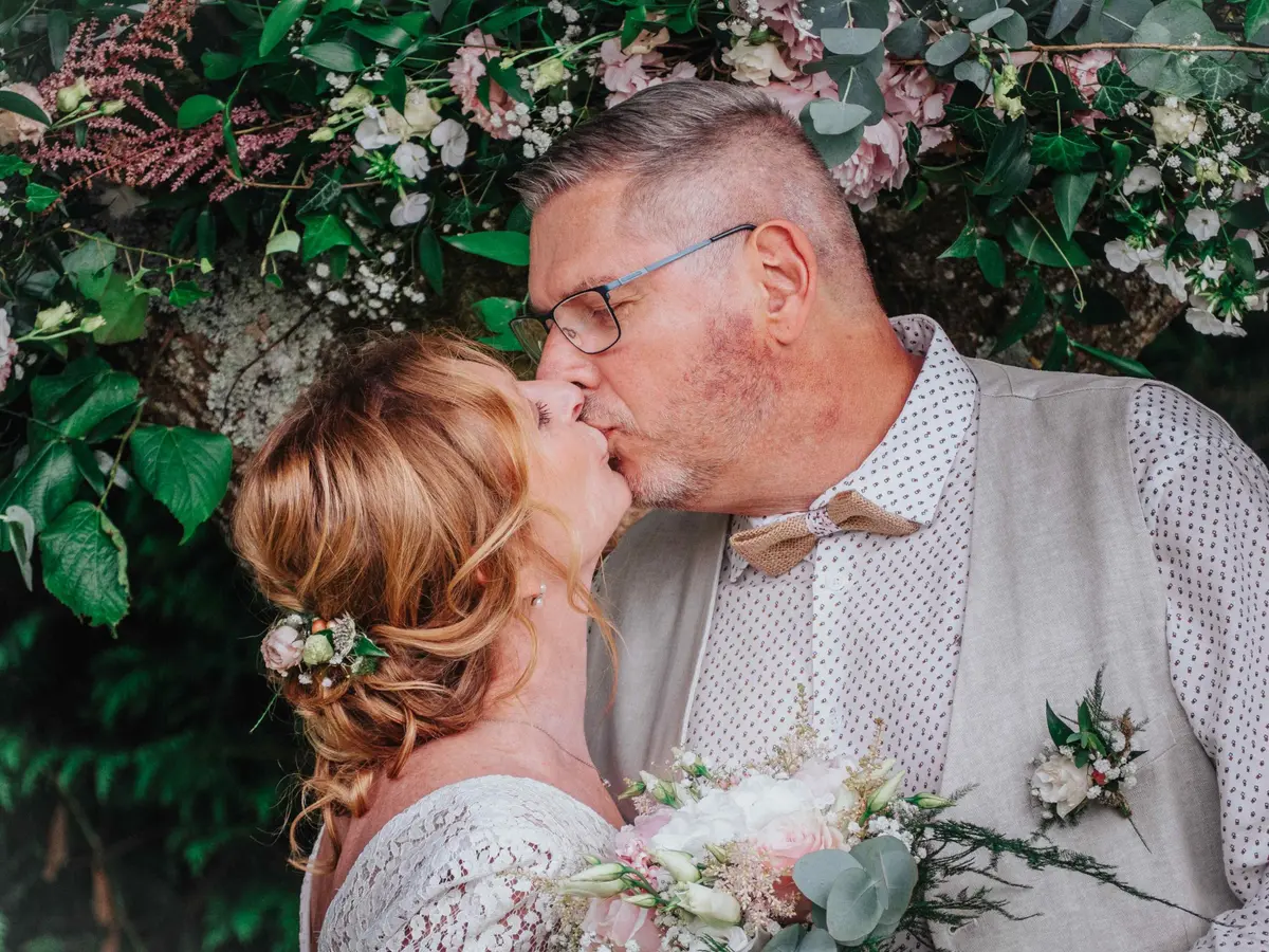Renouvellement de vœux — le baiser